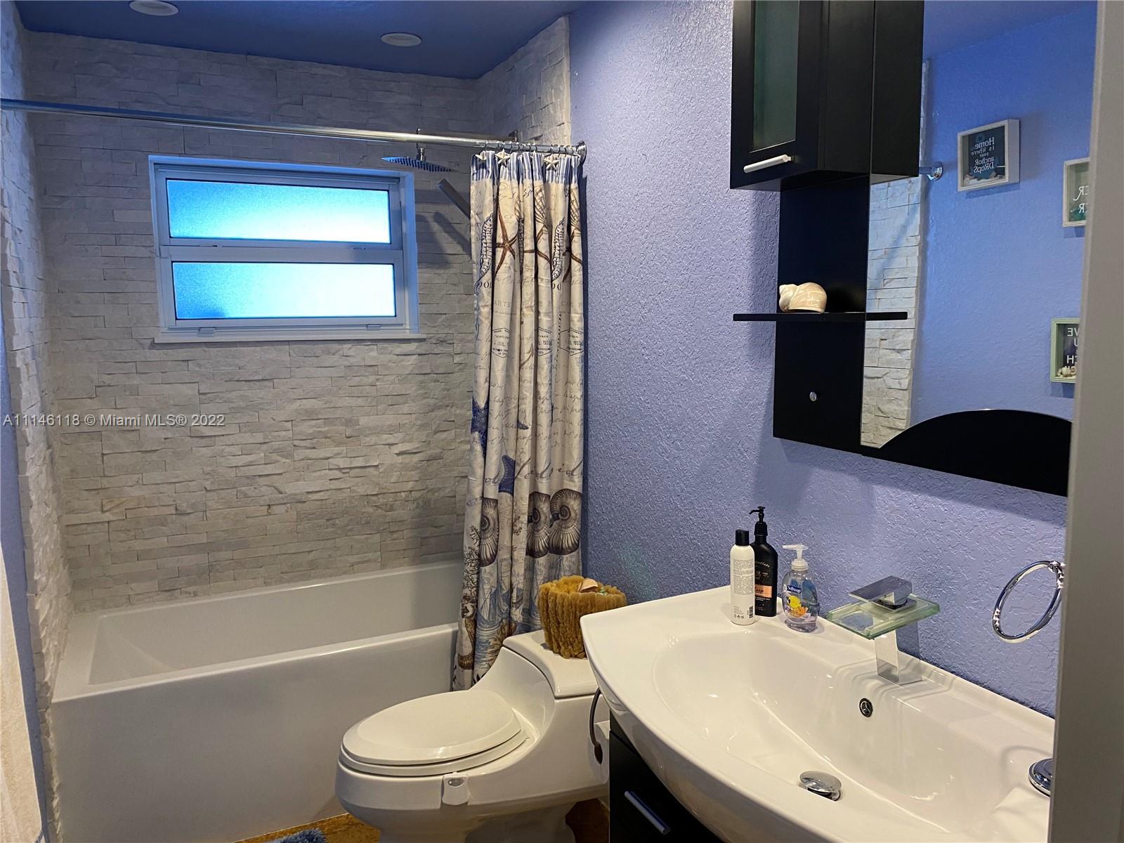 POMPANO ISLES SEC B - Residential