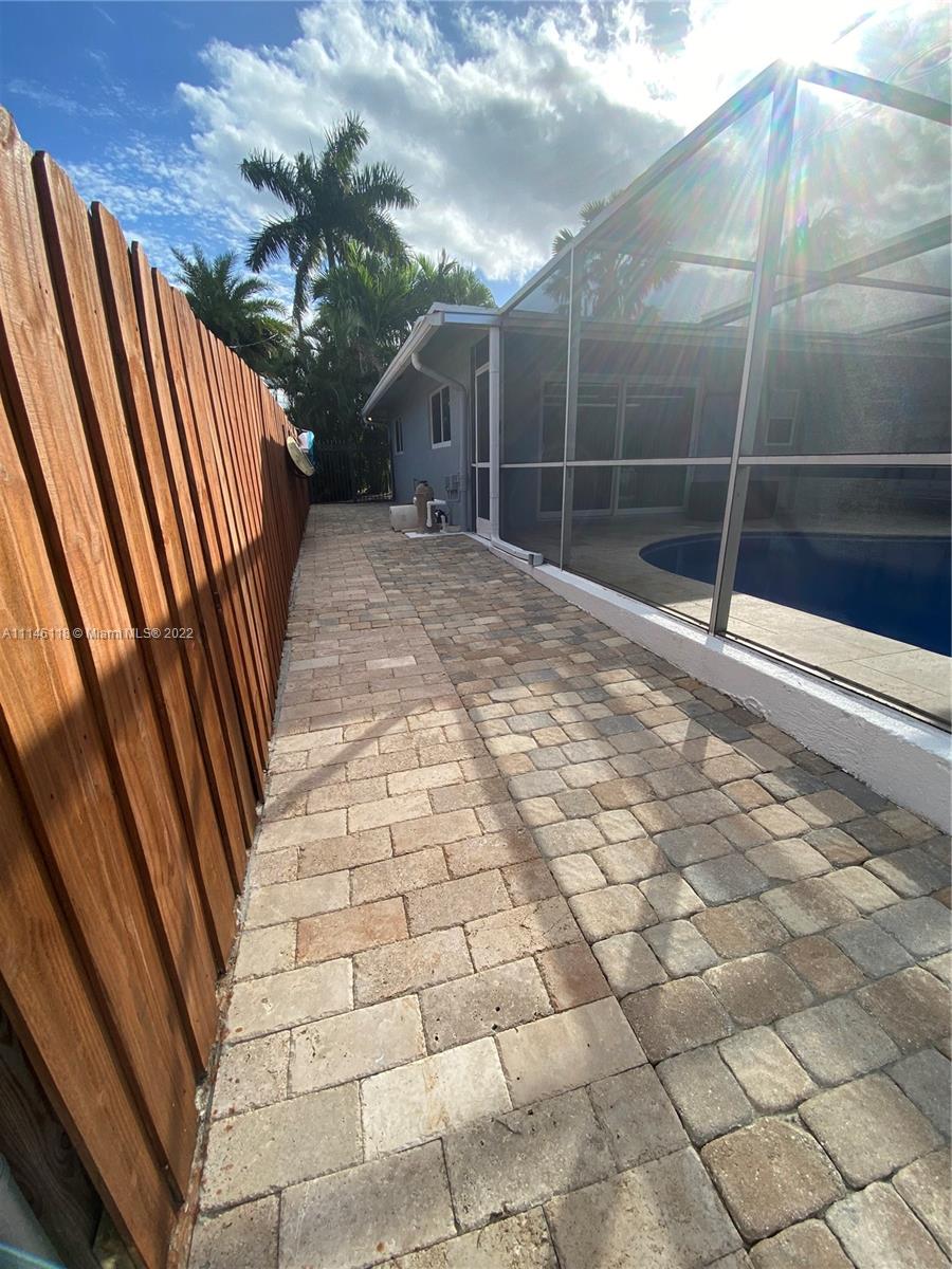 POMPANO ISLES SEC B - Residential