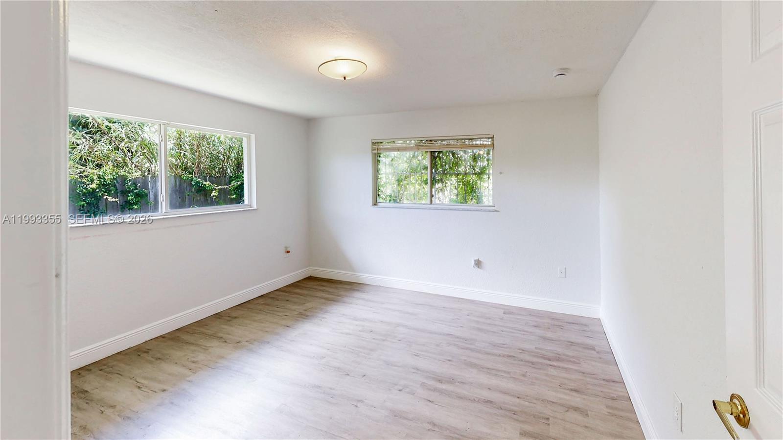 SUNNY LAND PARK - Residential