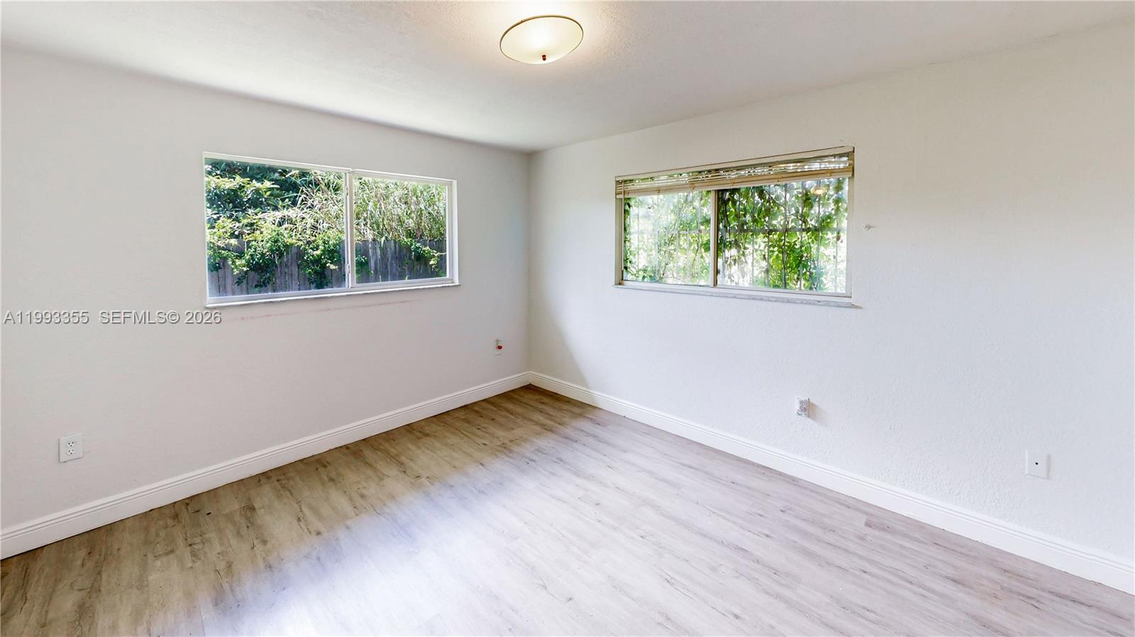 SUNNY LAND PARK - Residential