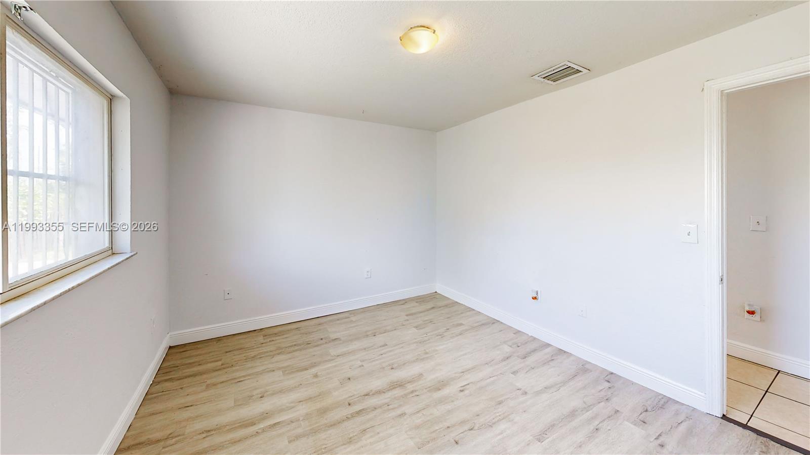 SUNNY LAND PARK - Residential