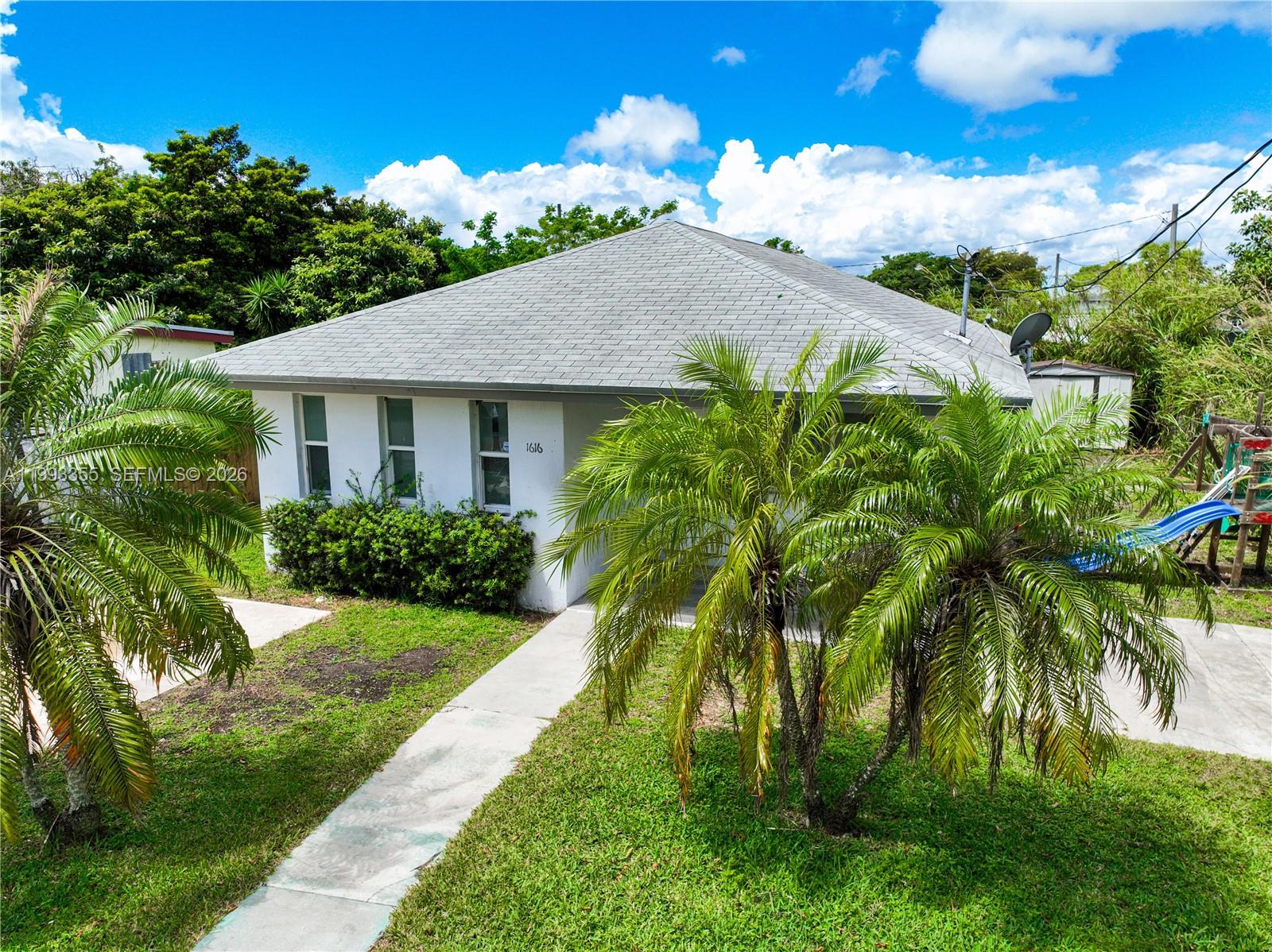 SUNNY LAND PARK - Residential