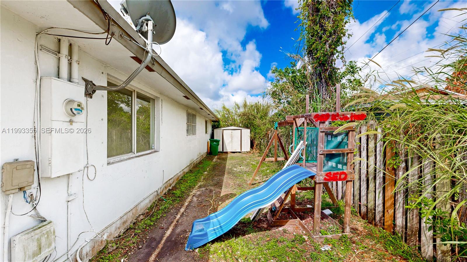 SUNNY LAND PARK - Residential