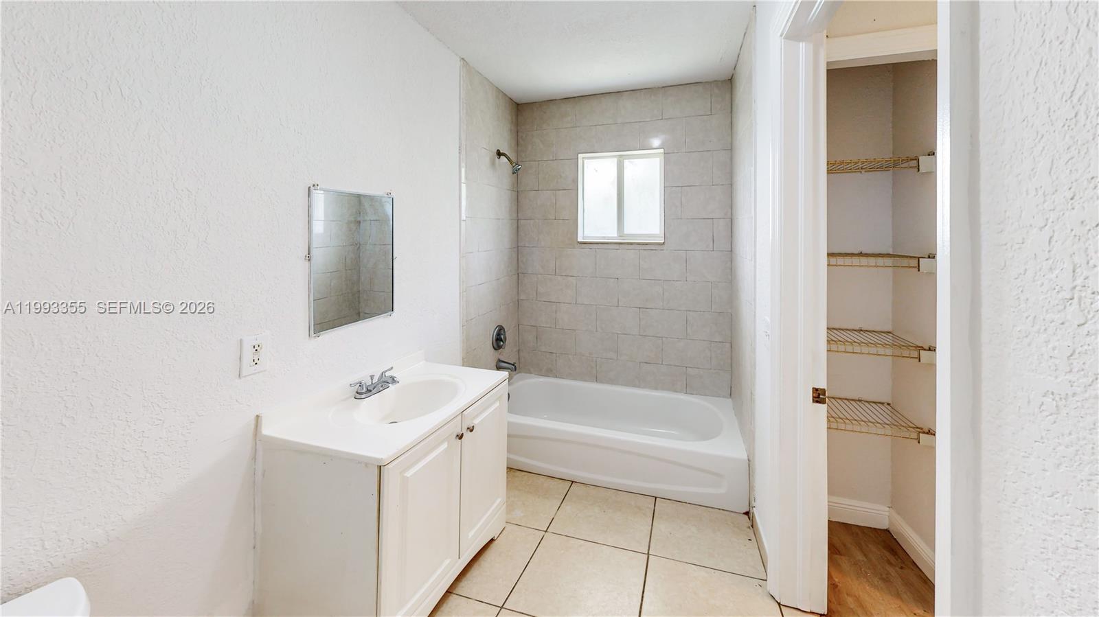 SUNNY LAND PARK - Residential