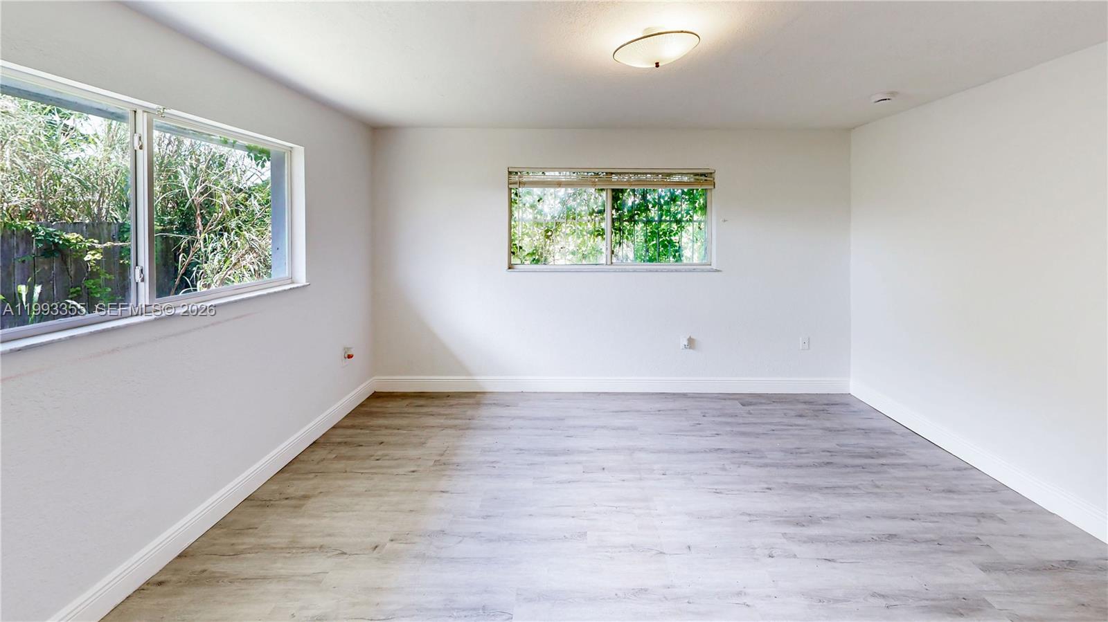 SUNNY LAND PARK - Residential