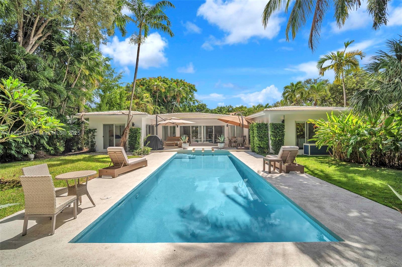 COCONUT GROVE MANOR - Residential Lease