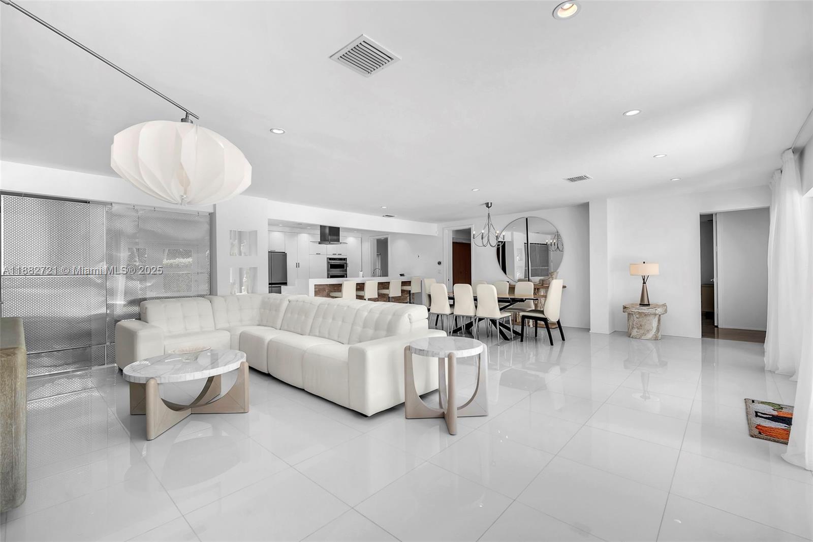 COCONUT GROVE MANOR - Residential Lease