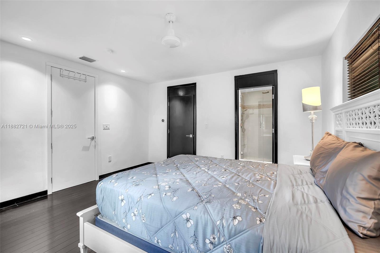 COCONUT GROVE MANOR - Residential Lease