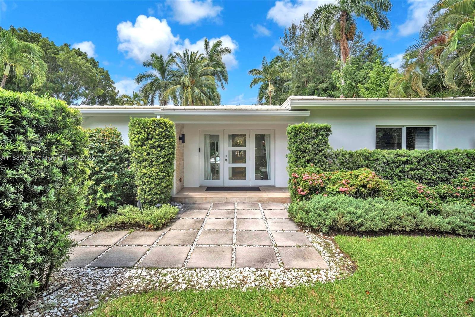 COCONUT GROVE MANOR - Residential Lease
