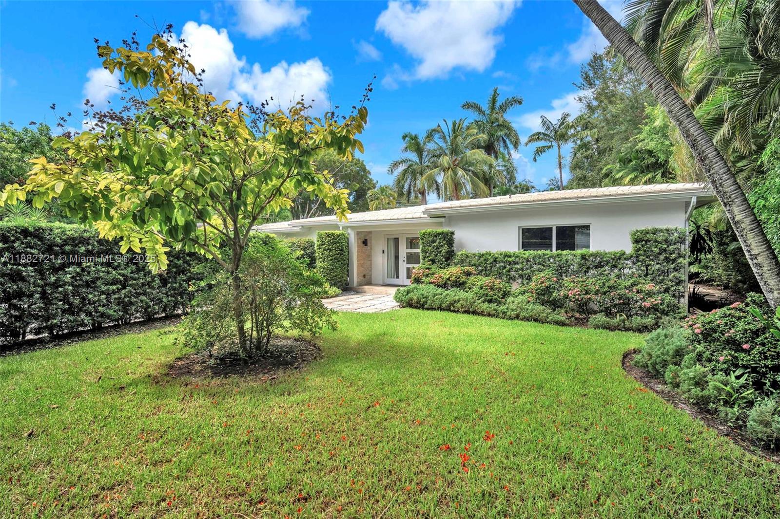 COCONUT GROVE MANOR - Residential Lease
