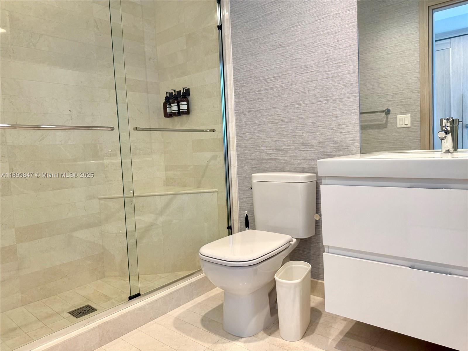 MARINA PALMS RESIDENCES S - Residential Lease