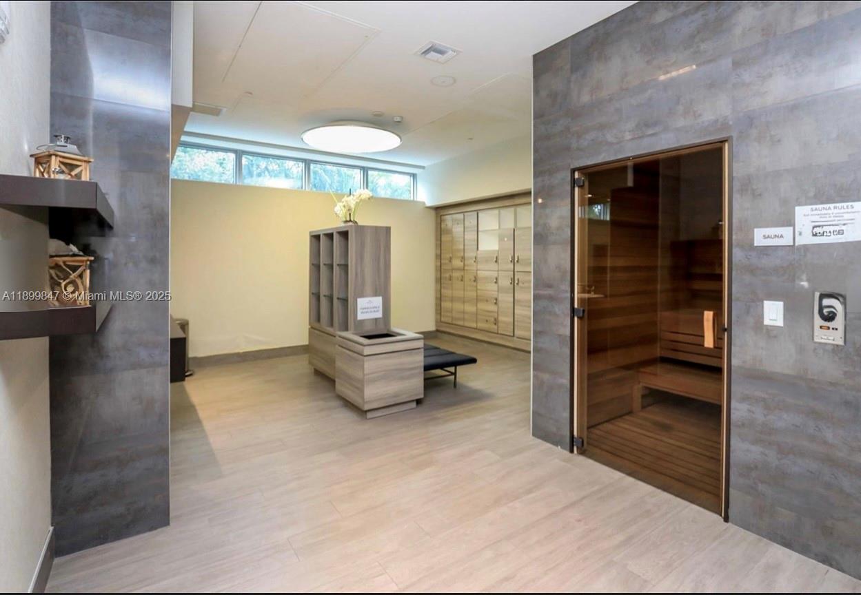 MARINA PALMS RESIDENCES S - Residential Lease