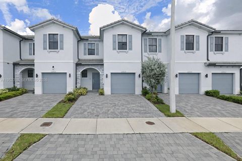 12929 SW 286th Way 12929 Homestead FL 33033