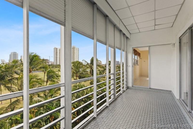 FAIRWAYS CO-OP - Residential