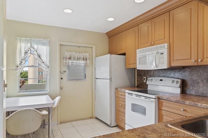 FAIRWAYS CO-OP - Residential