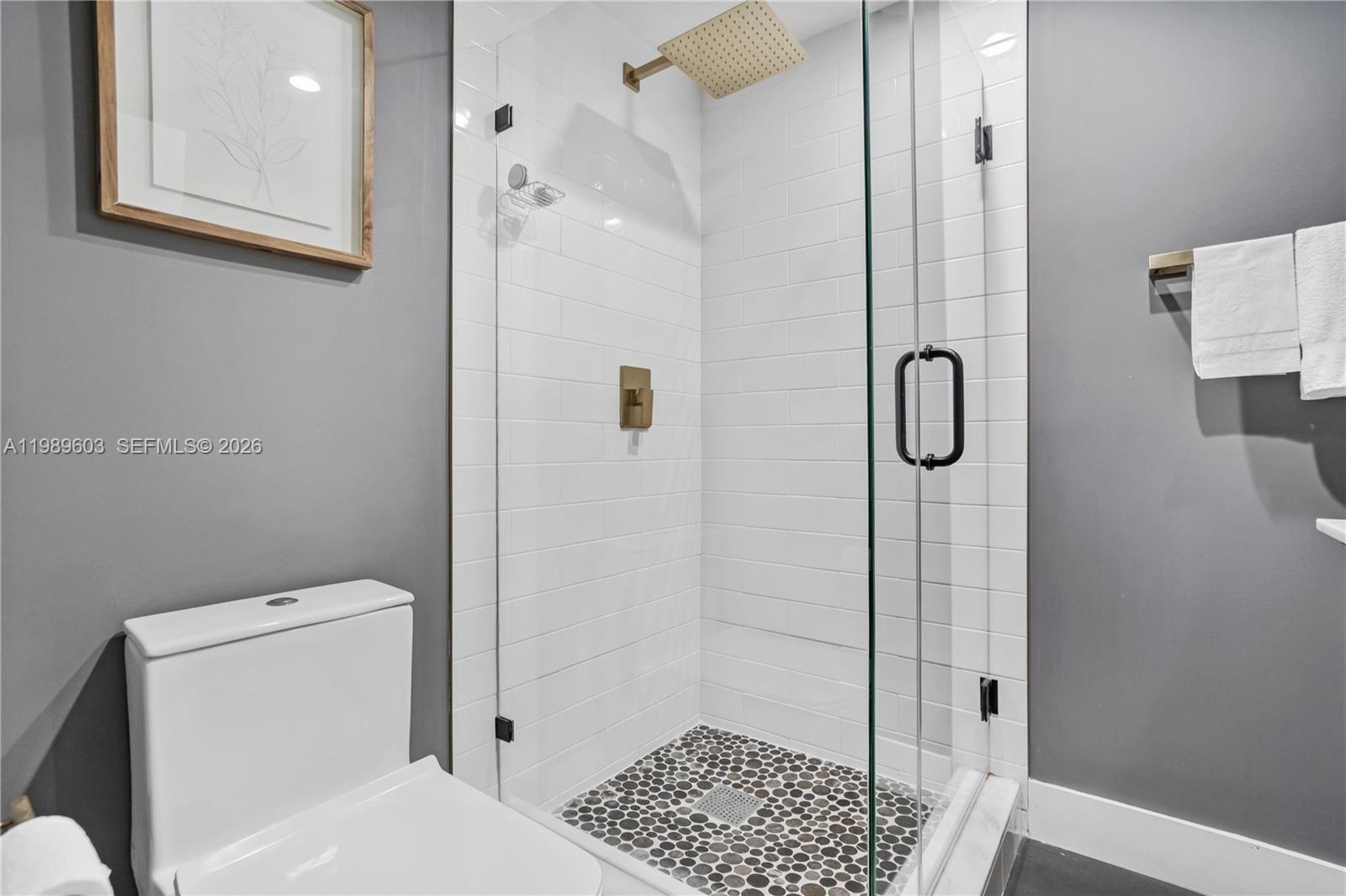 WATERSEDGE - Residential Lease