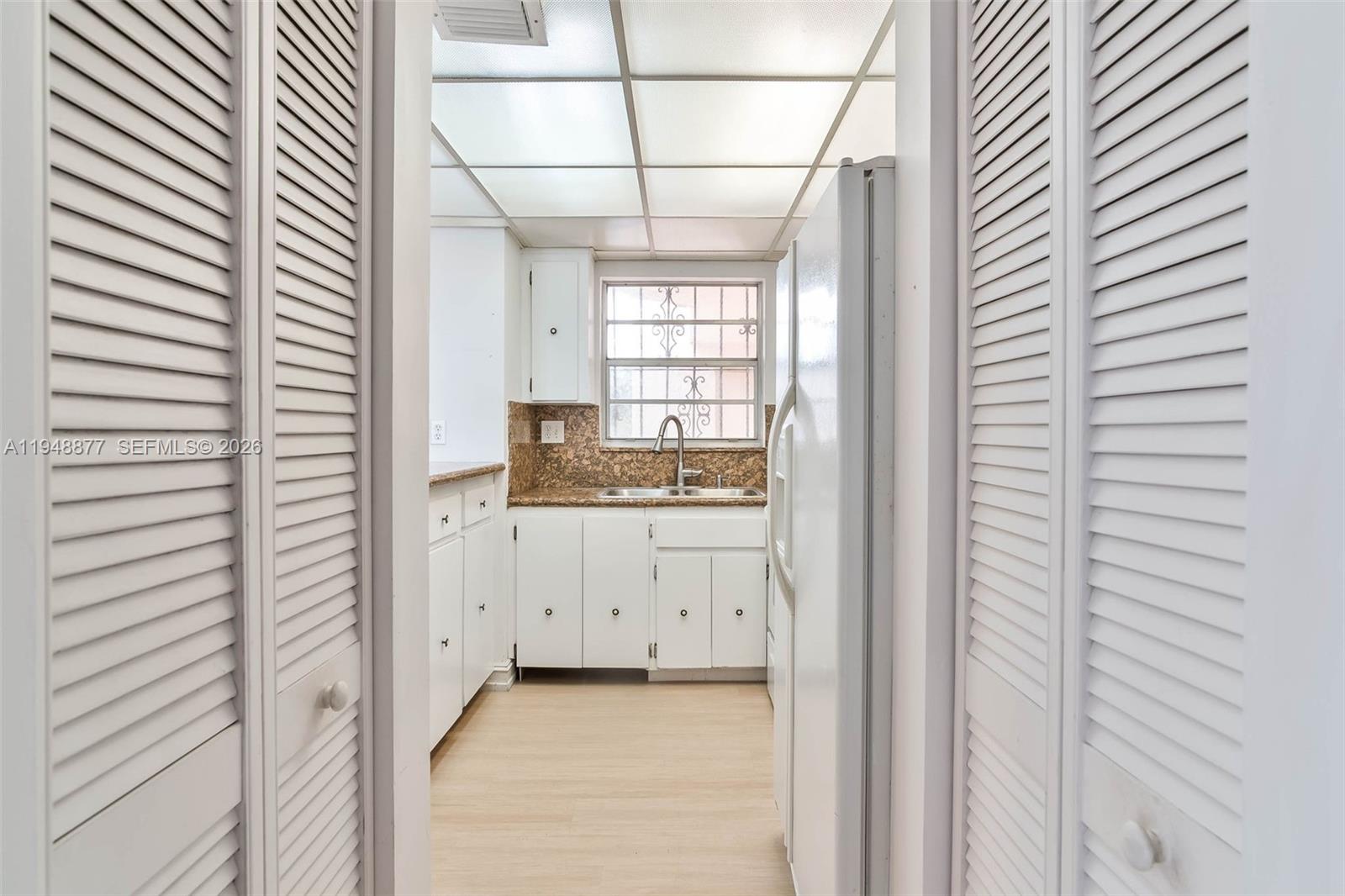 PINESIDE CONDO NO 1 - Residential