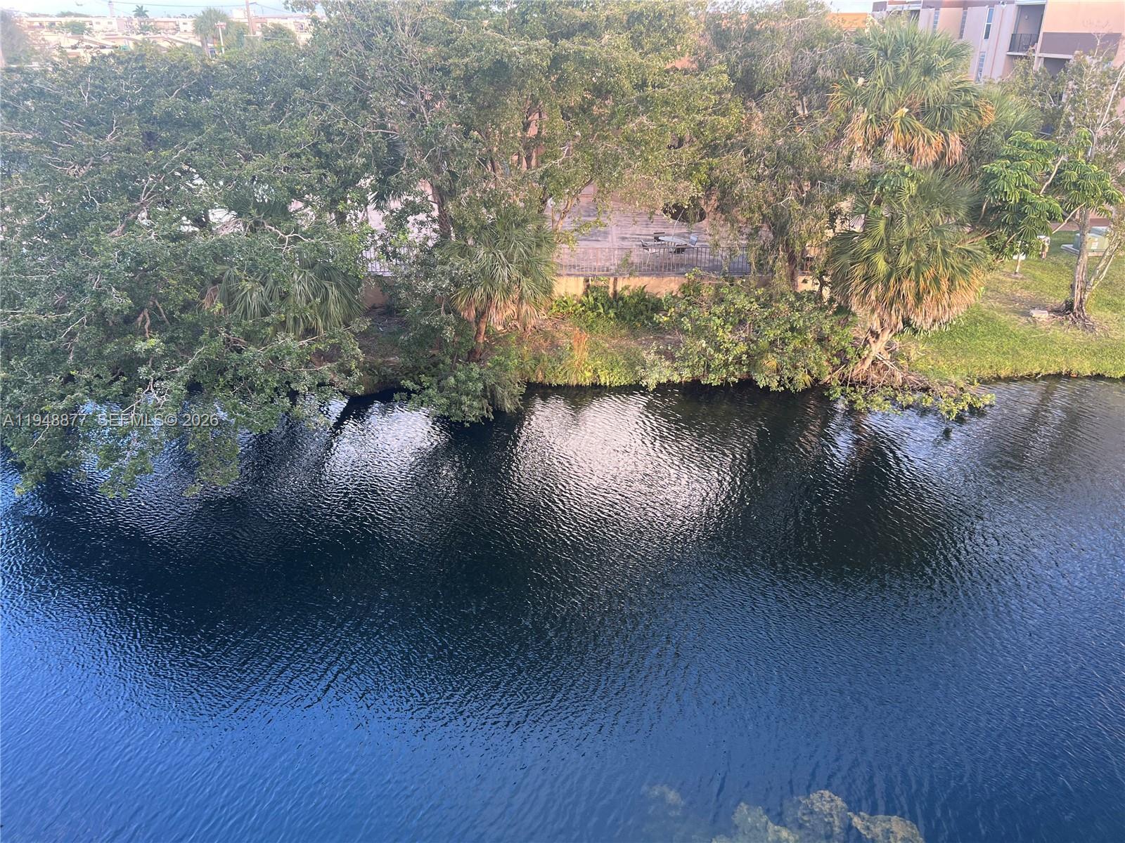 PINESIDE CONDO NO 1 - Residential