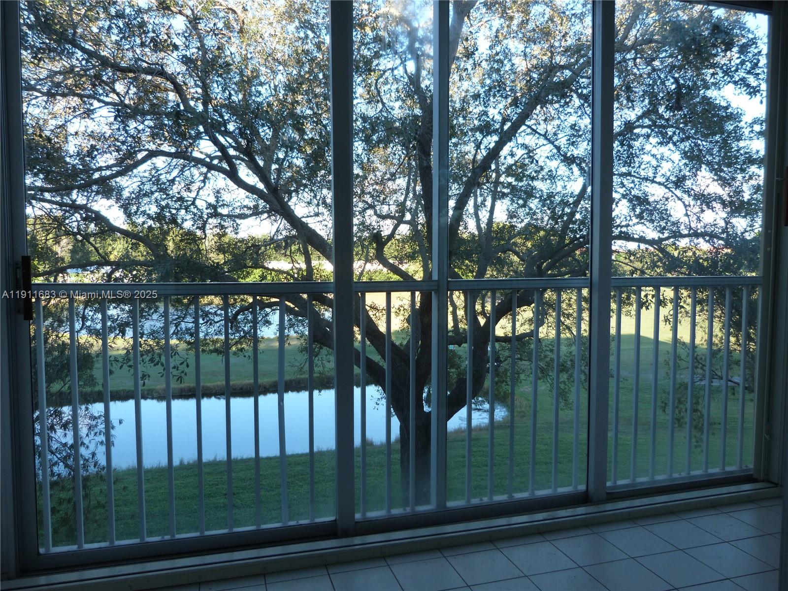 CAMBRIDGE AT CENTURY VILL - Residential