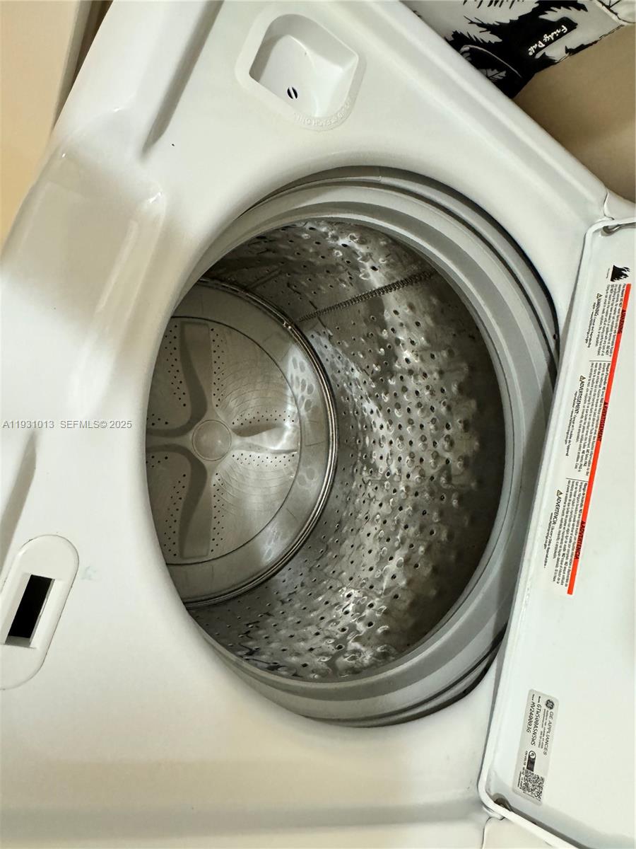 VERSAILLE GARDENS I CONDO - Residential