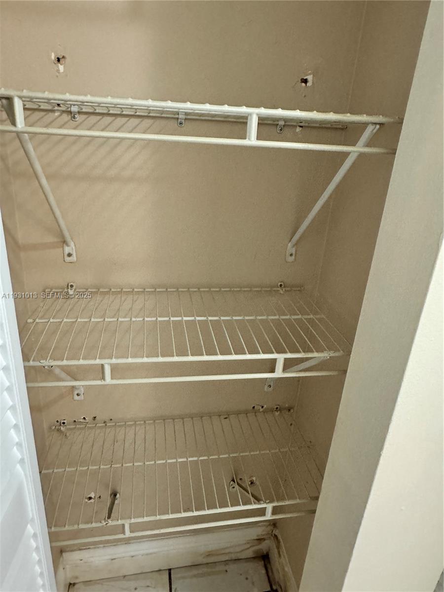 VERSAILLE GARDENS I CONDO - Residential