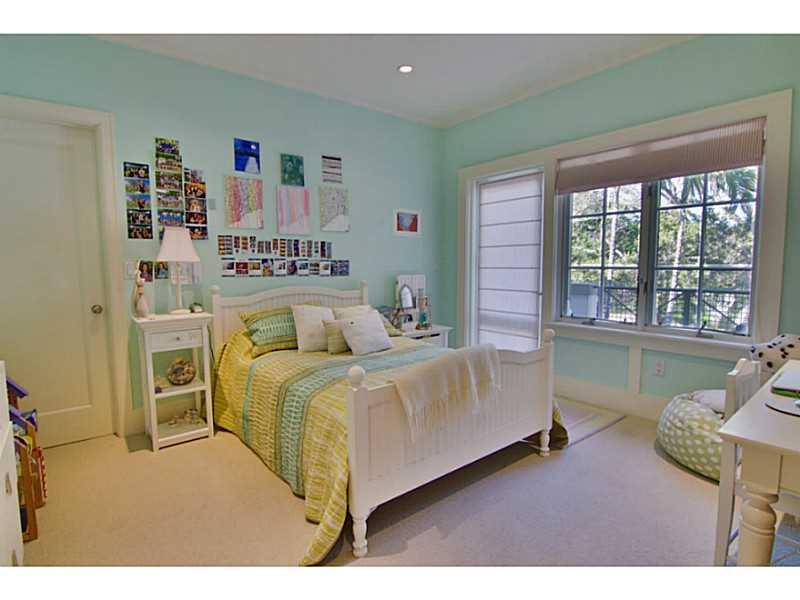 26-27-34-35 52 42 BAY HAR - Residential