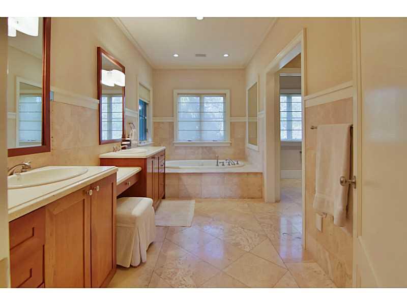 26-27-34-35 52 42 BAY HAR - Residential