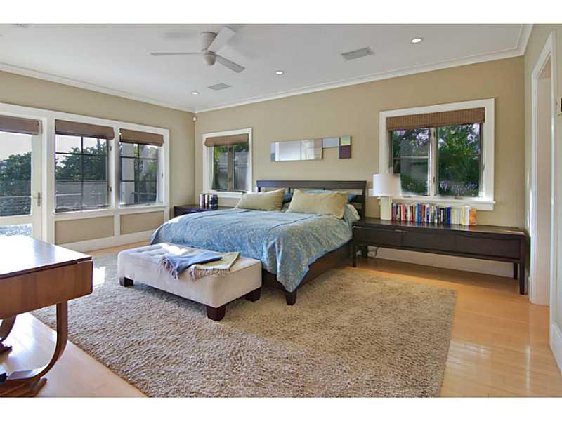 26-27-34-35 52 42 BAY HAR - Residential