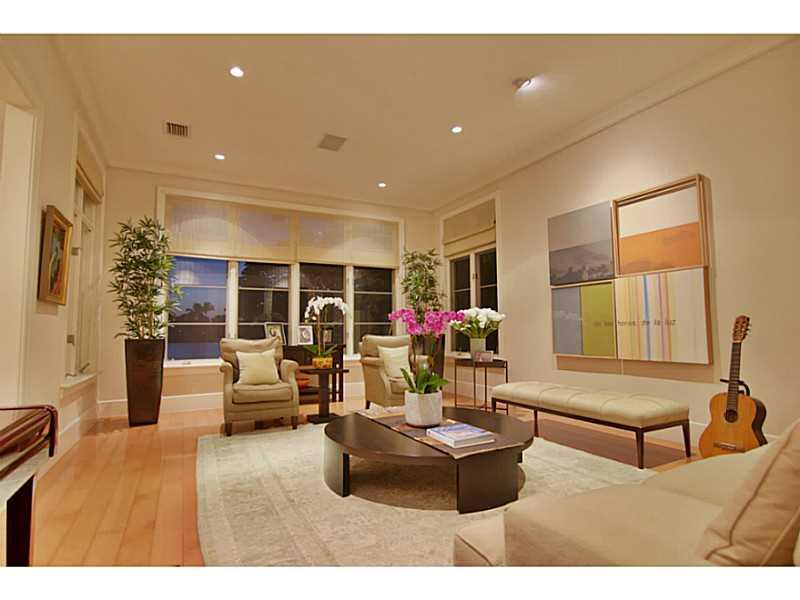 26-27-34-35 52 42 BAY HAR - Residential