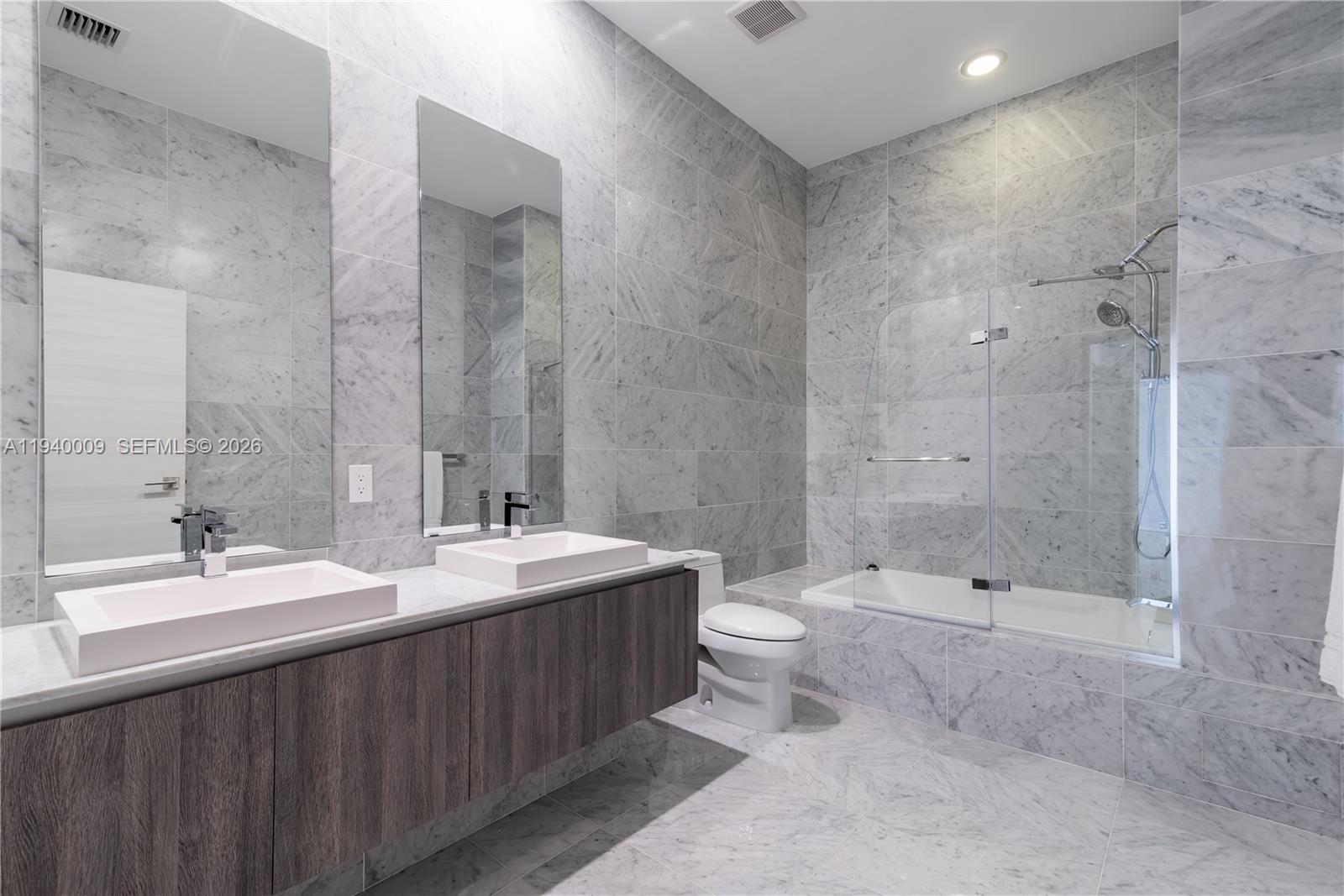 801 SMA RESIDENCES CONDO - Residential Lease