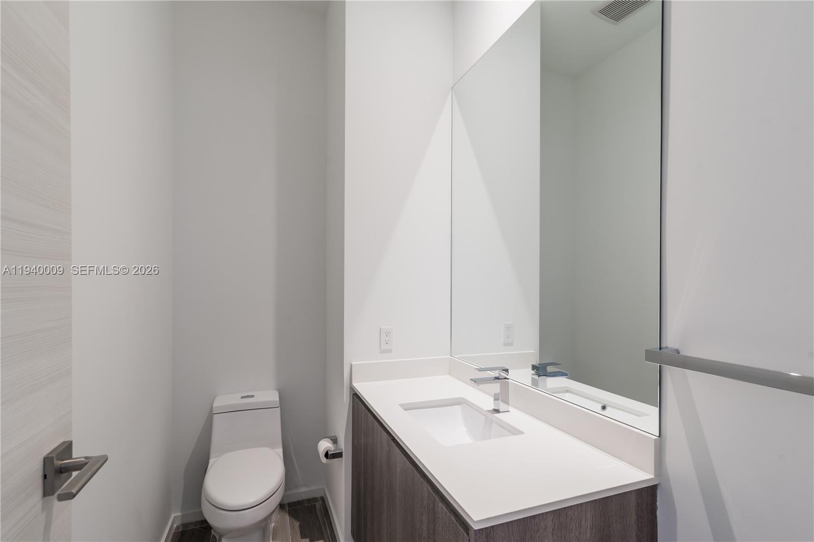 801 SMA RESIDENCES CONDO - Residential Lease