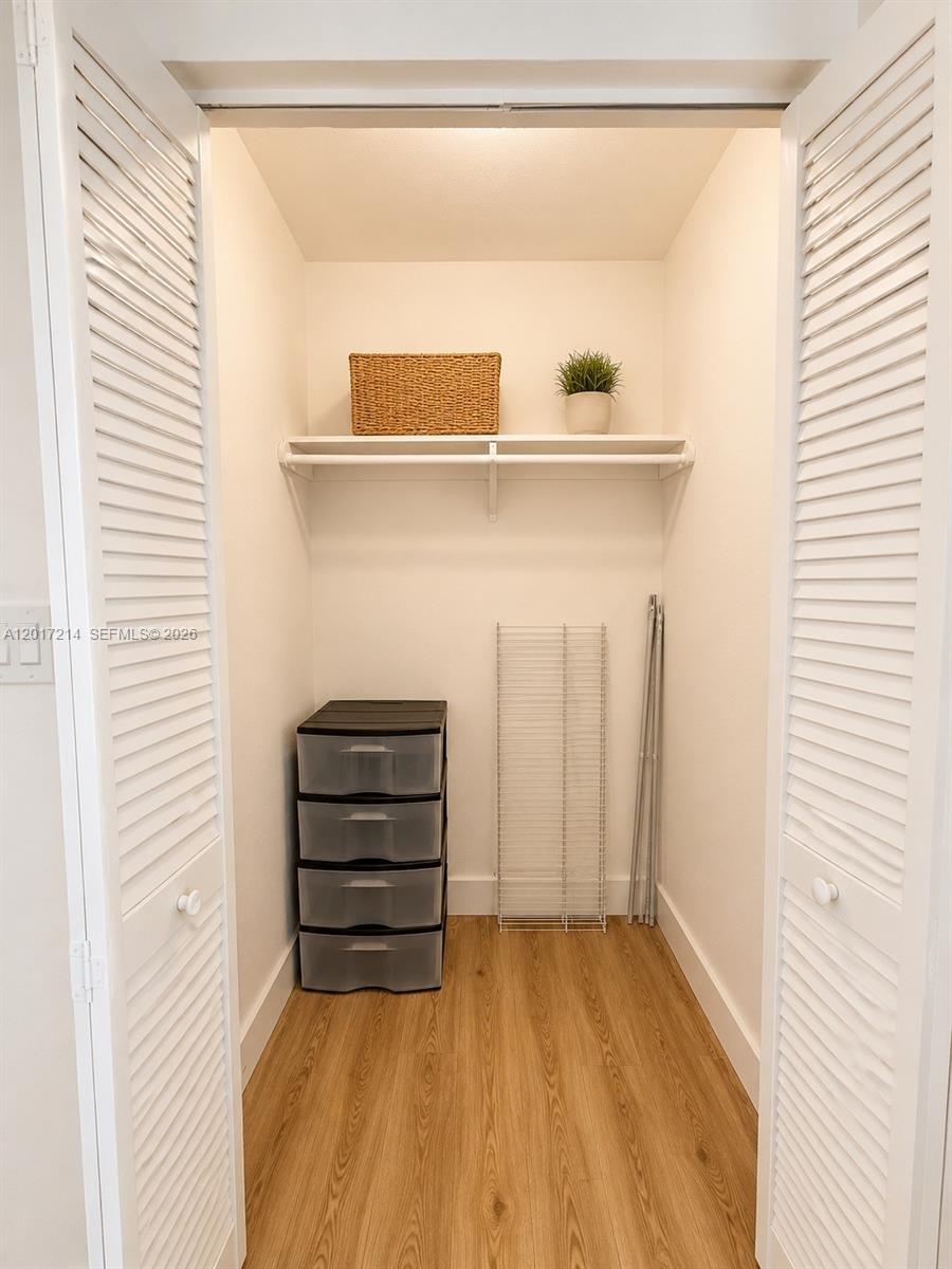 SHADOWLAWN EXTENSION SUB - Residential Lease