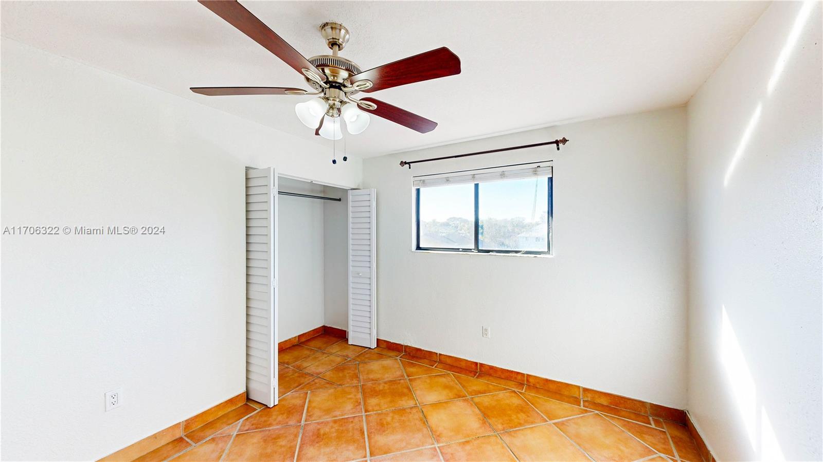 LAKES BY THE BAY SEC 1 - Residential