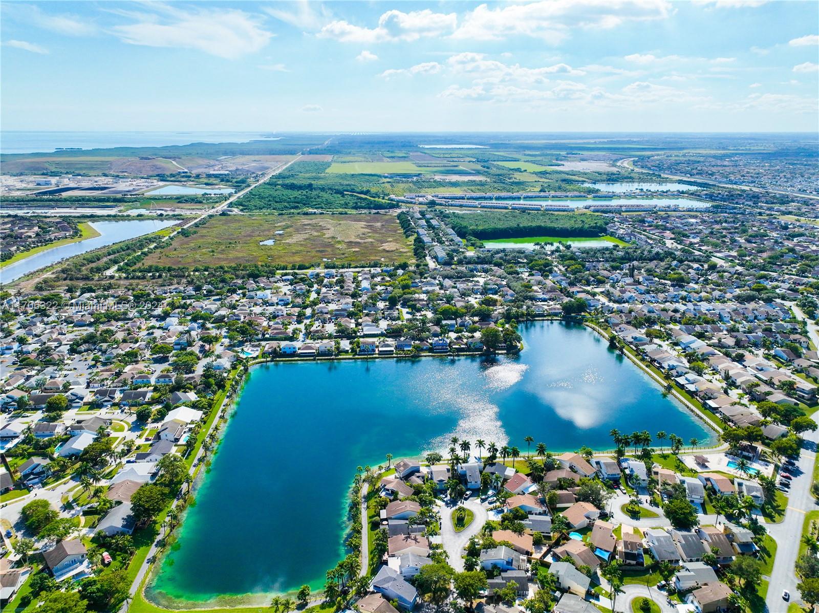 LAKES BY THE BAY SEC 1 - Residential