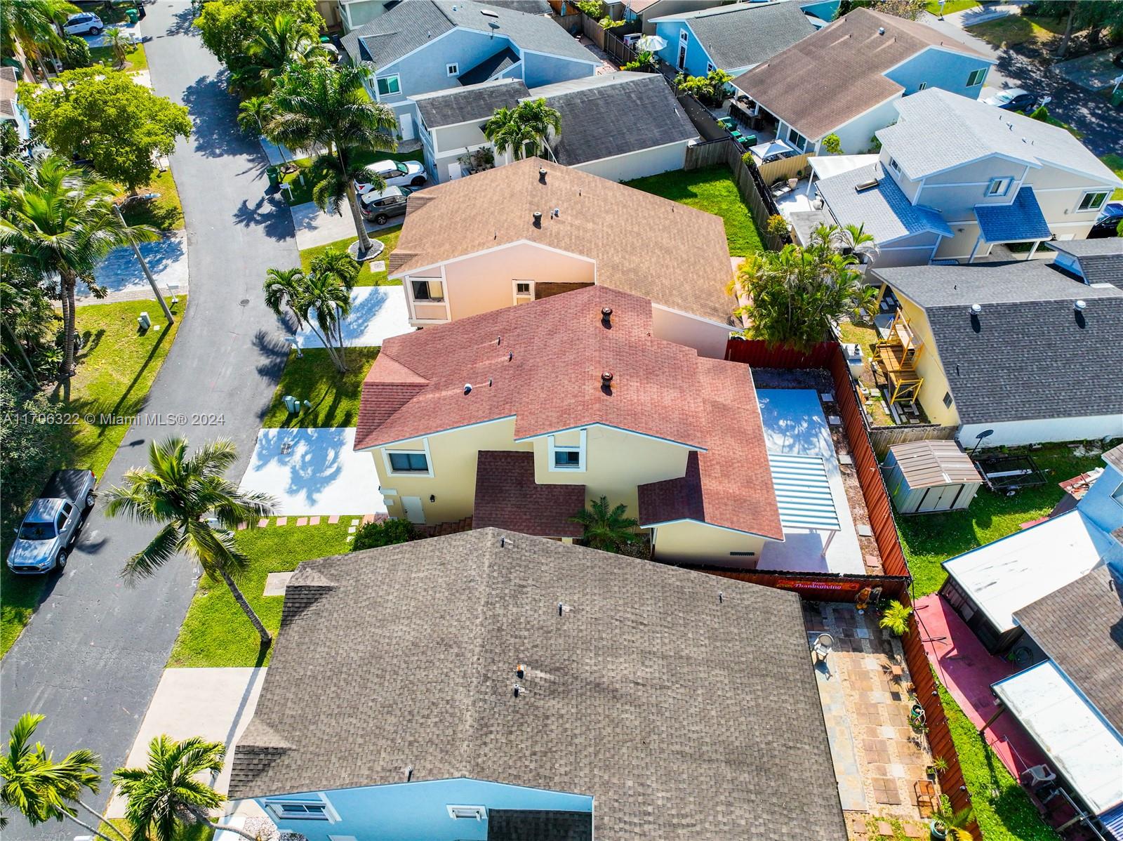 LAKES BY THE BAY SEC 1 - Residential