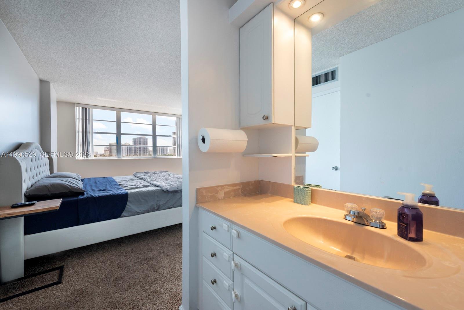 CLIFTON CONDO - Residential