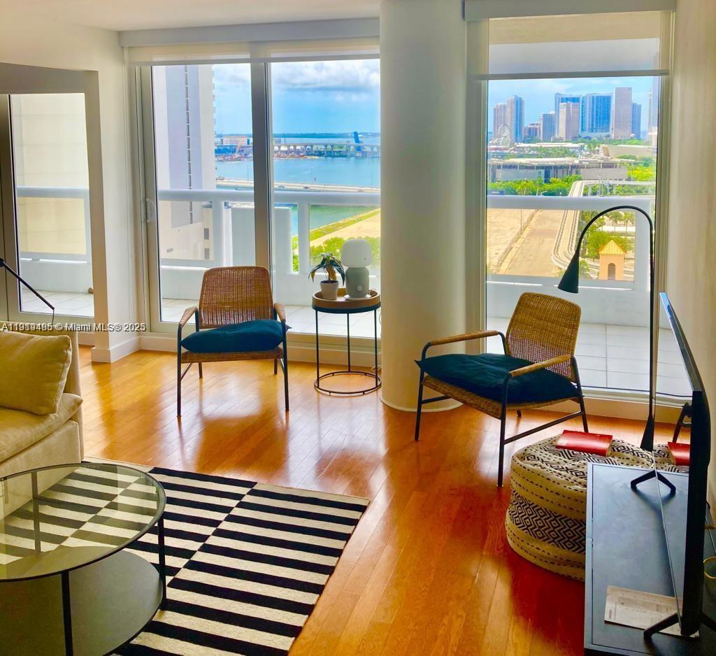 1717 N Bayshore Dr A-1953