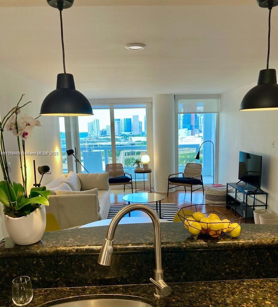 VENETIA CONDO - Residential