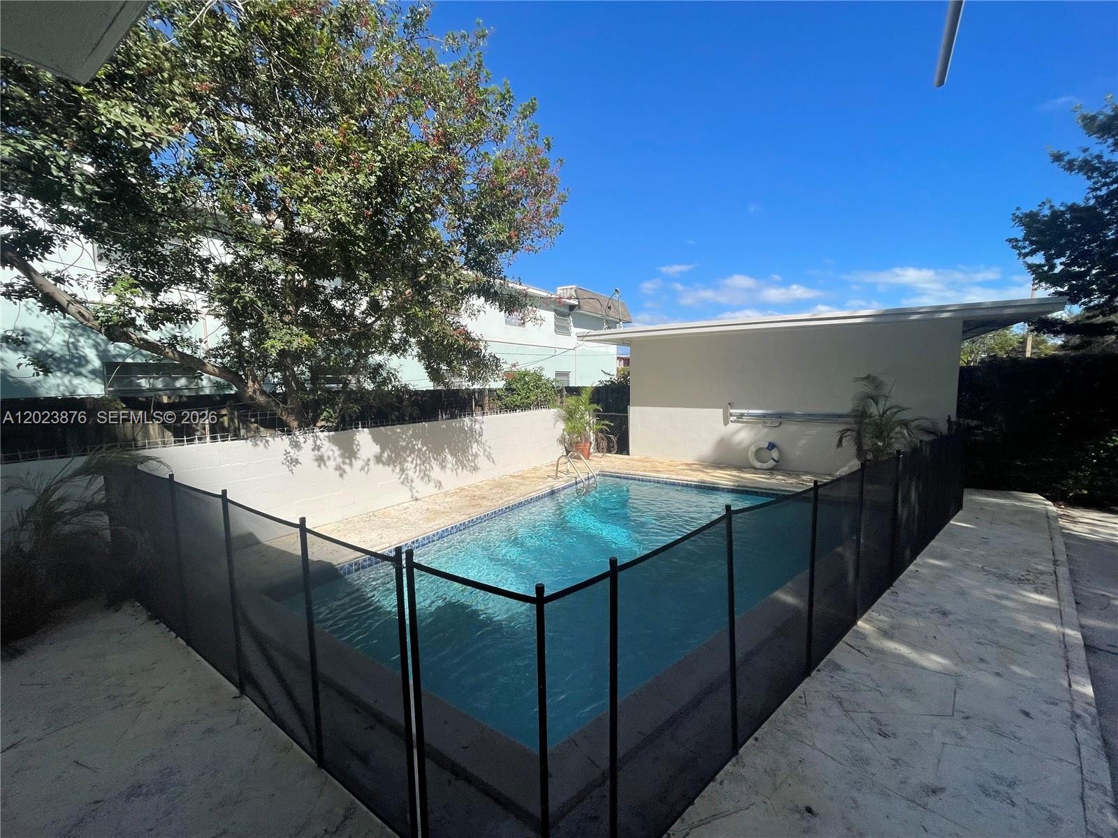ENGLEWOOD NORTH - Residential Lease