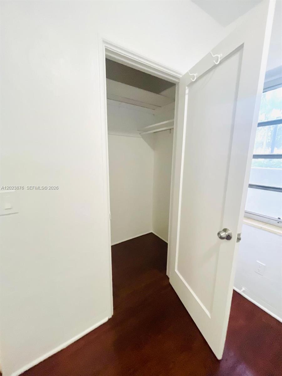 ENGLEWOOD NORTH - Residential Lease
