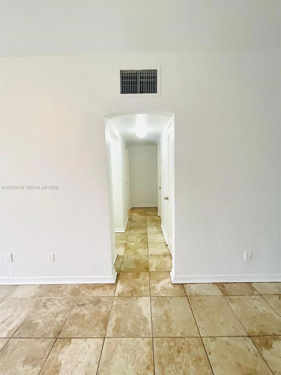 ENGLEWOOD NORTH - Residential Lease