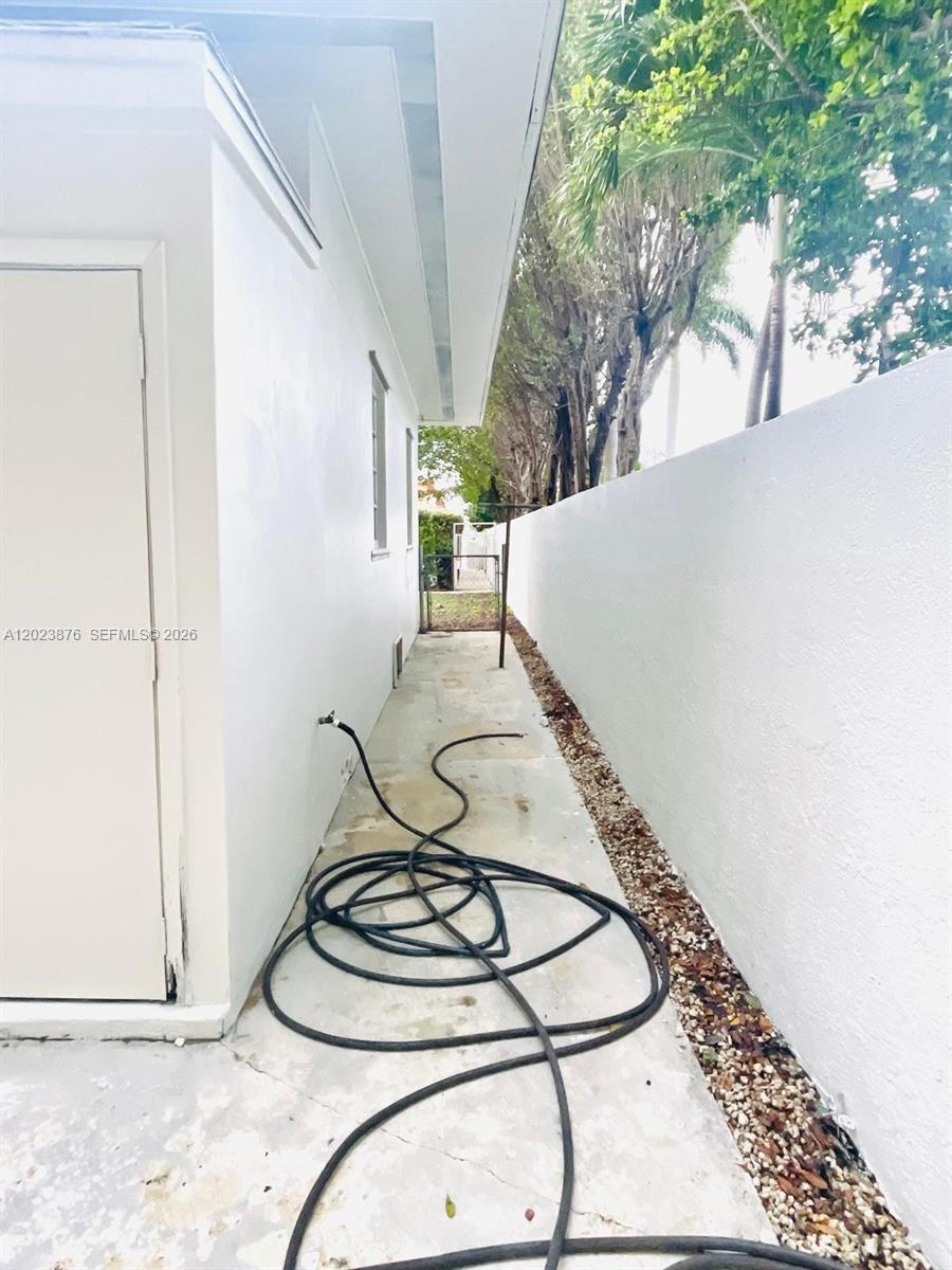 ENGLEWOOD NORTH - Residential Lease