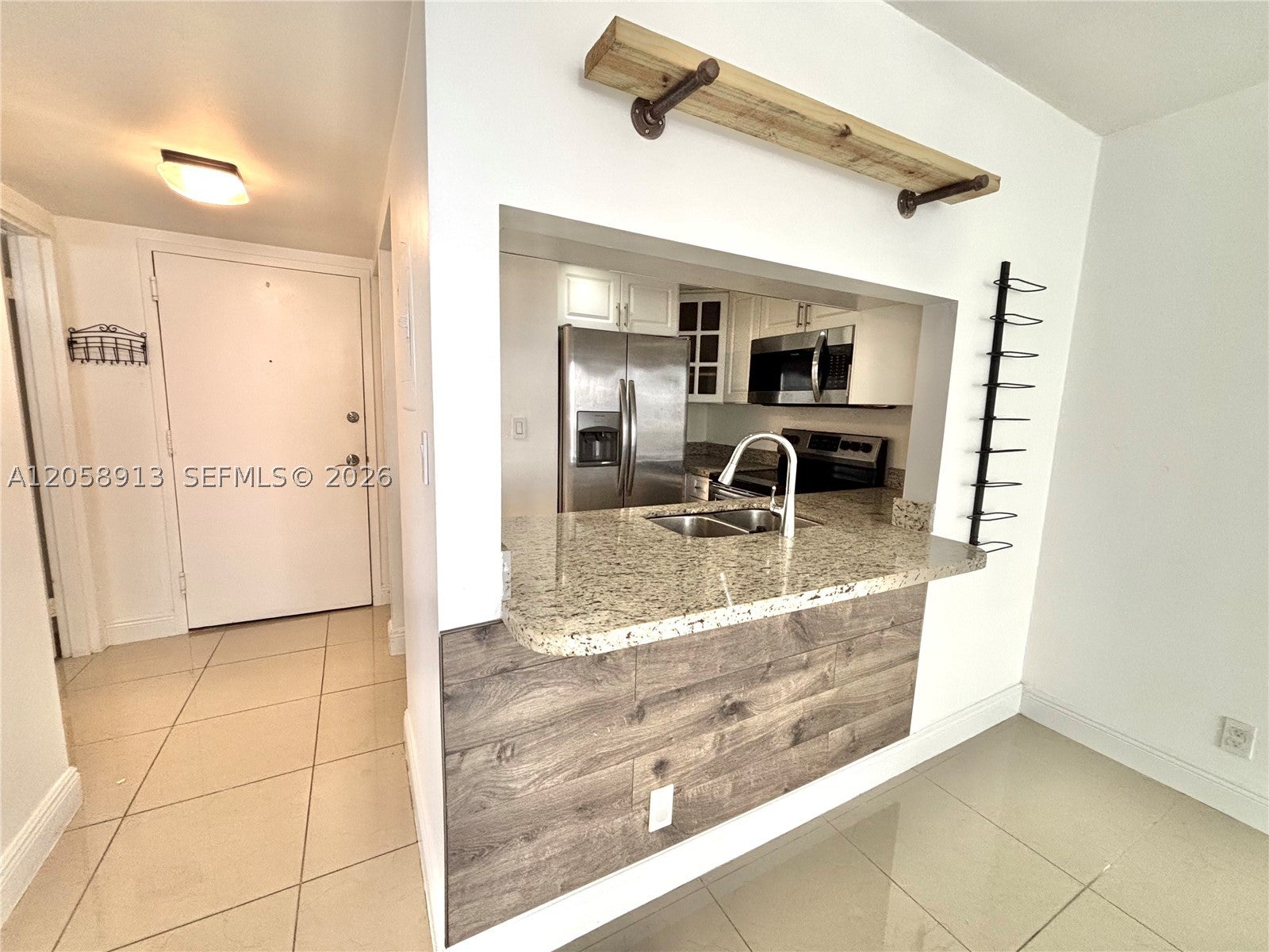 2935 NE 163rd St 5P