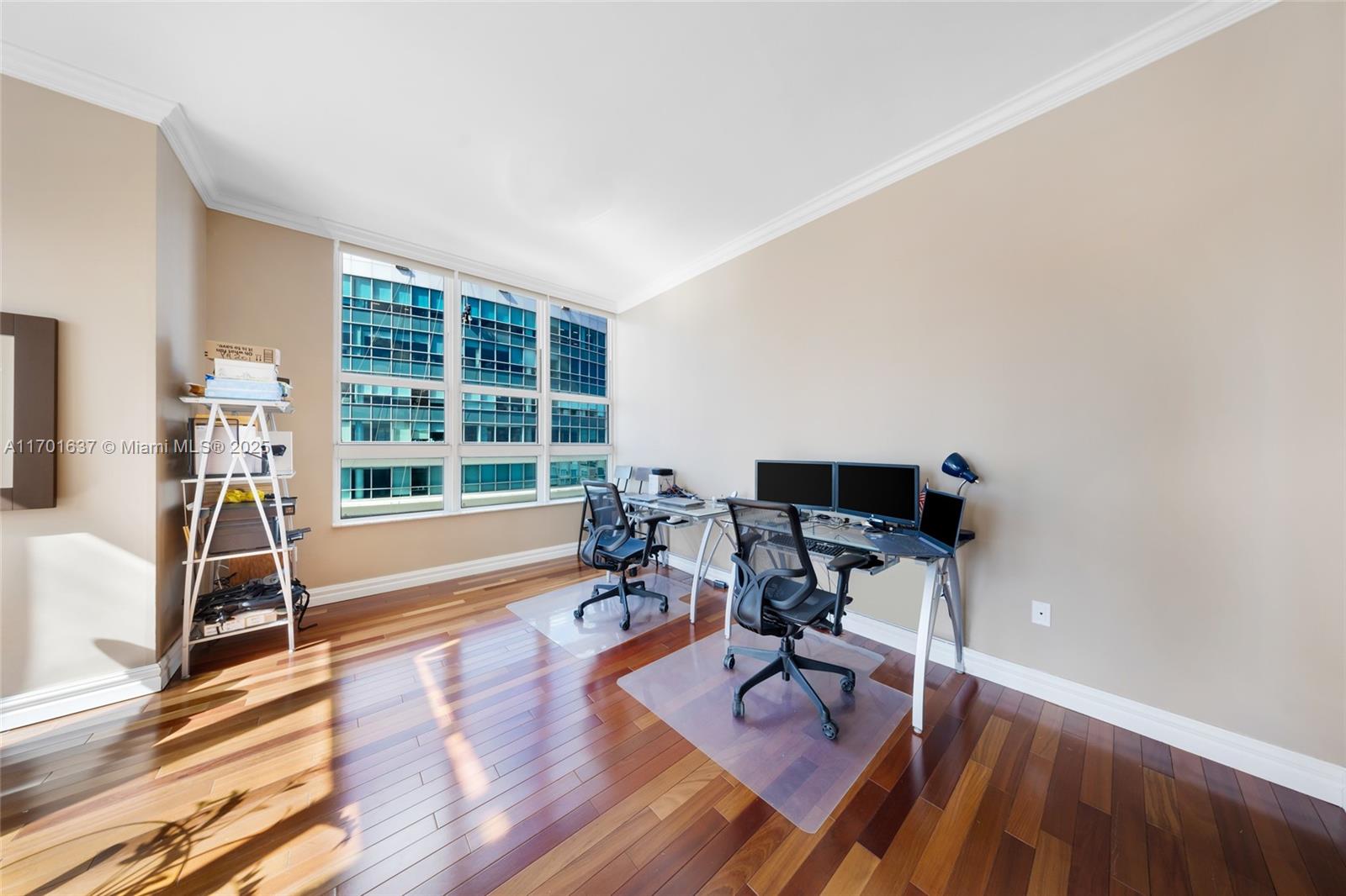 THE MARK ON BRICKELL COND - Residential