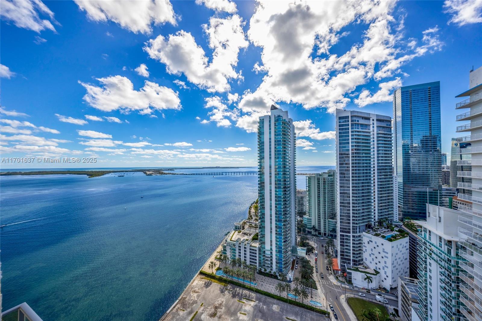 THE MARK ON BRICKELL COND - Residential