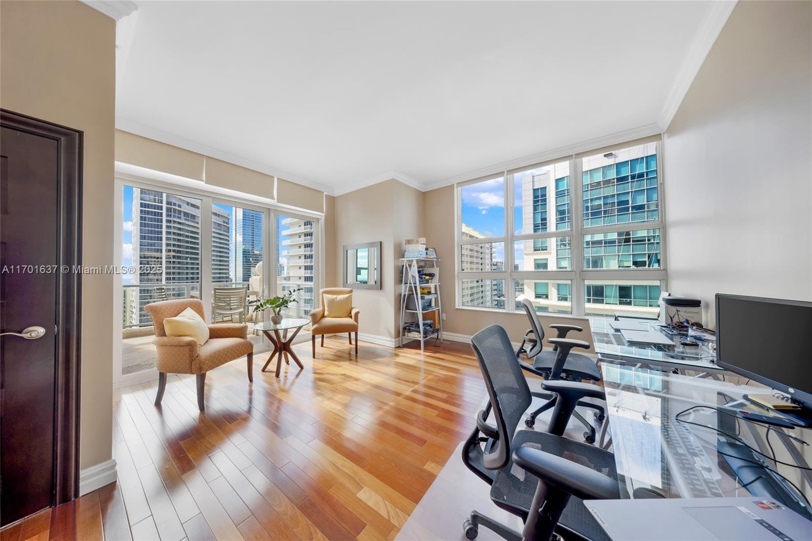 THE MARK ON BRICKELL COND - Residential
