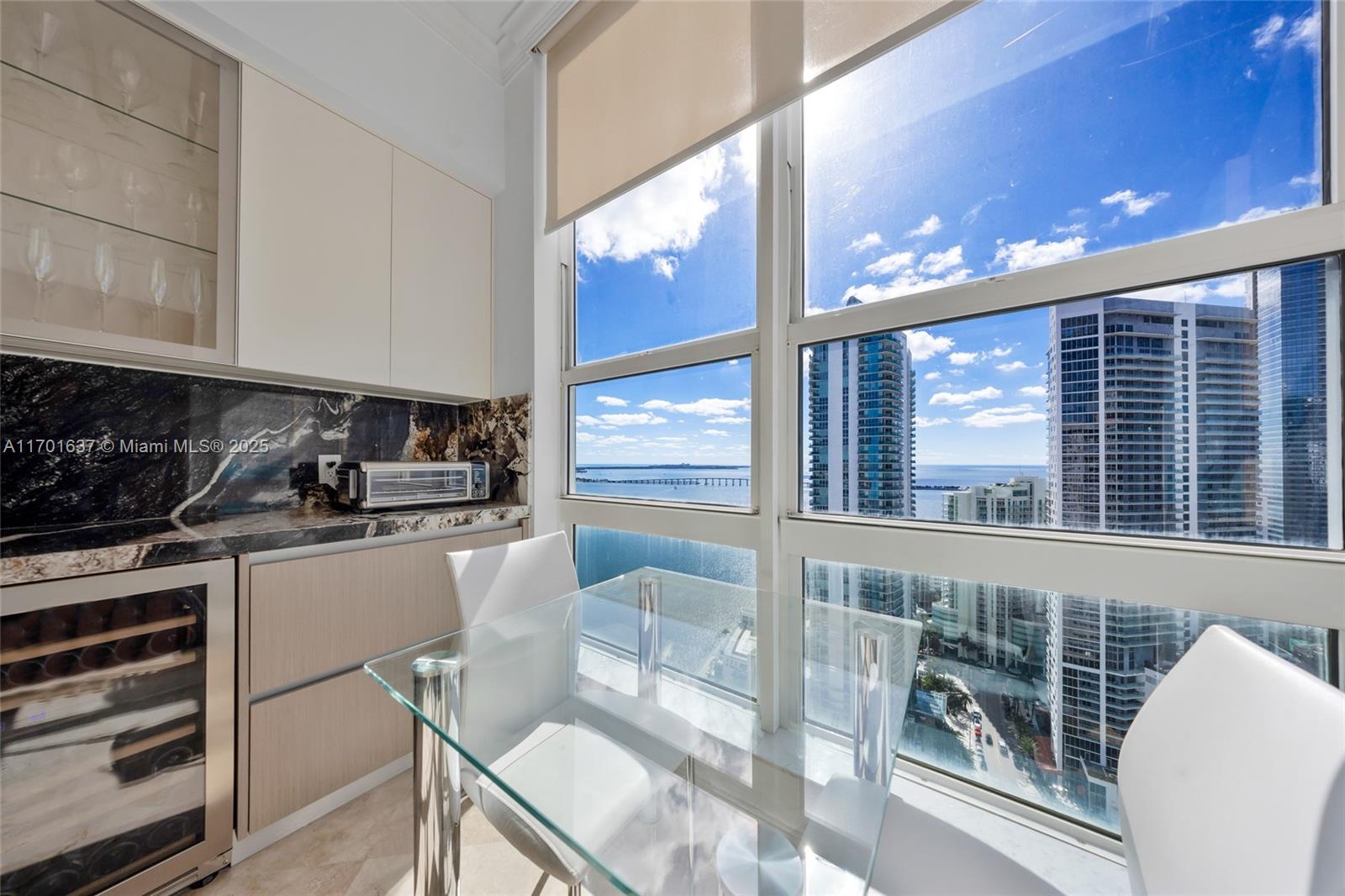 THE MARK ON BRICKELL COND - Residential