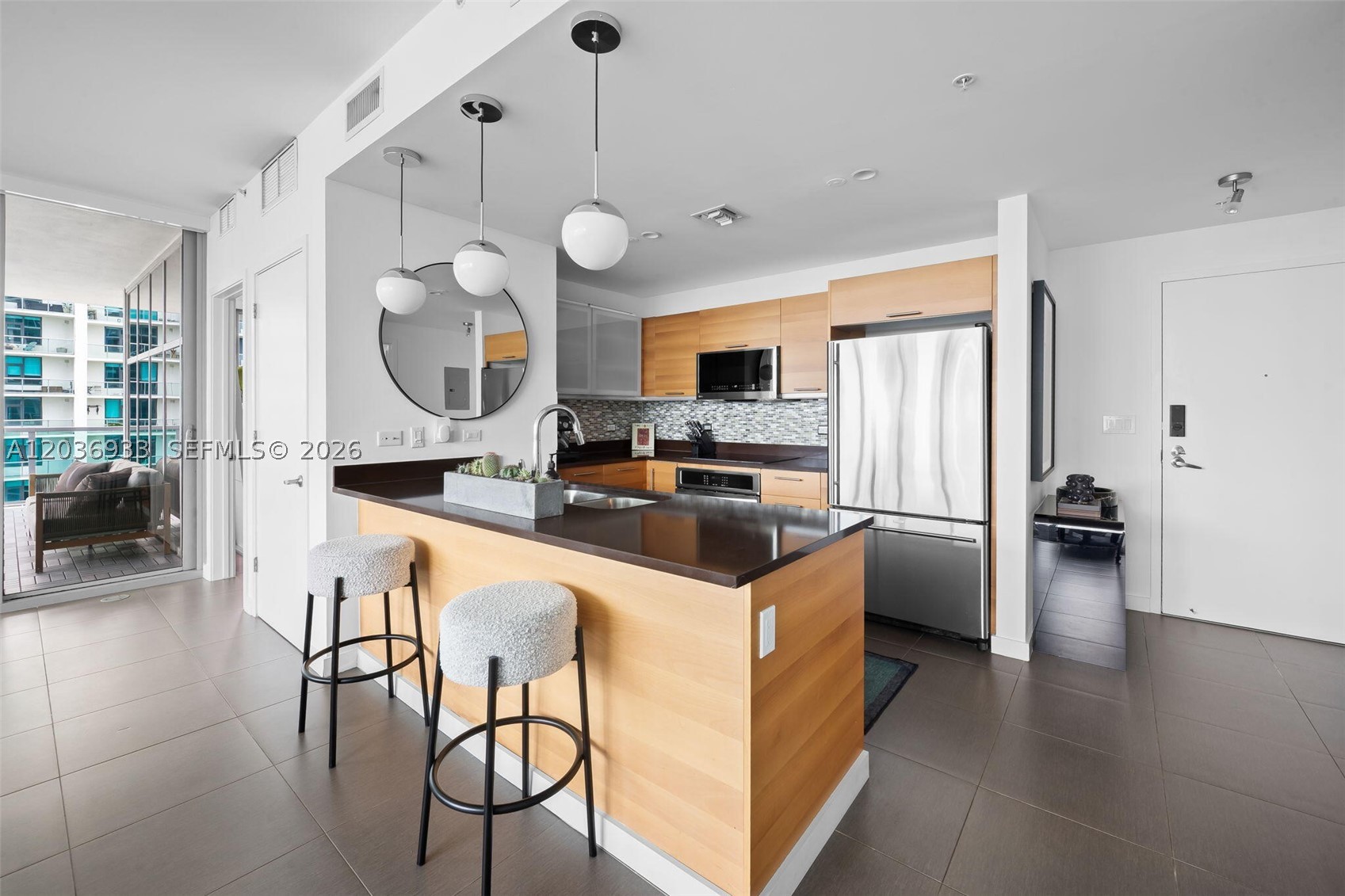 3301 NE 1st Ave H1802