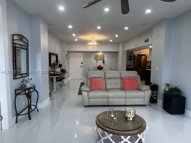 1500 S Ocean Dr 1E