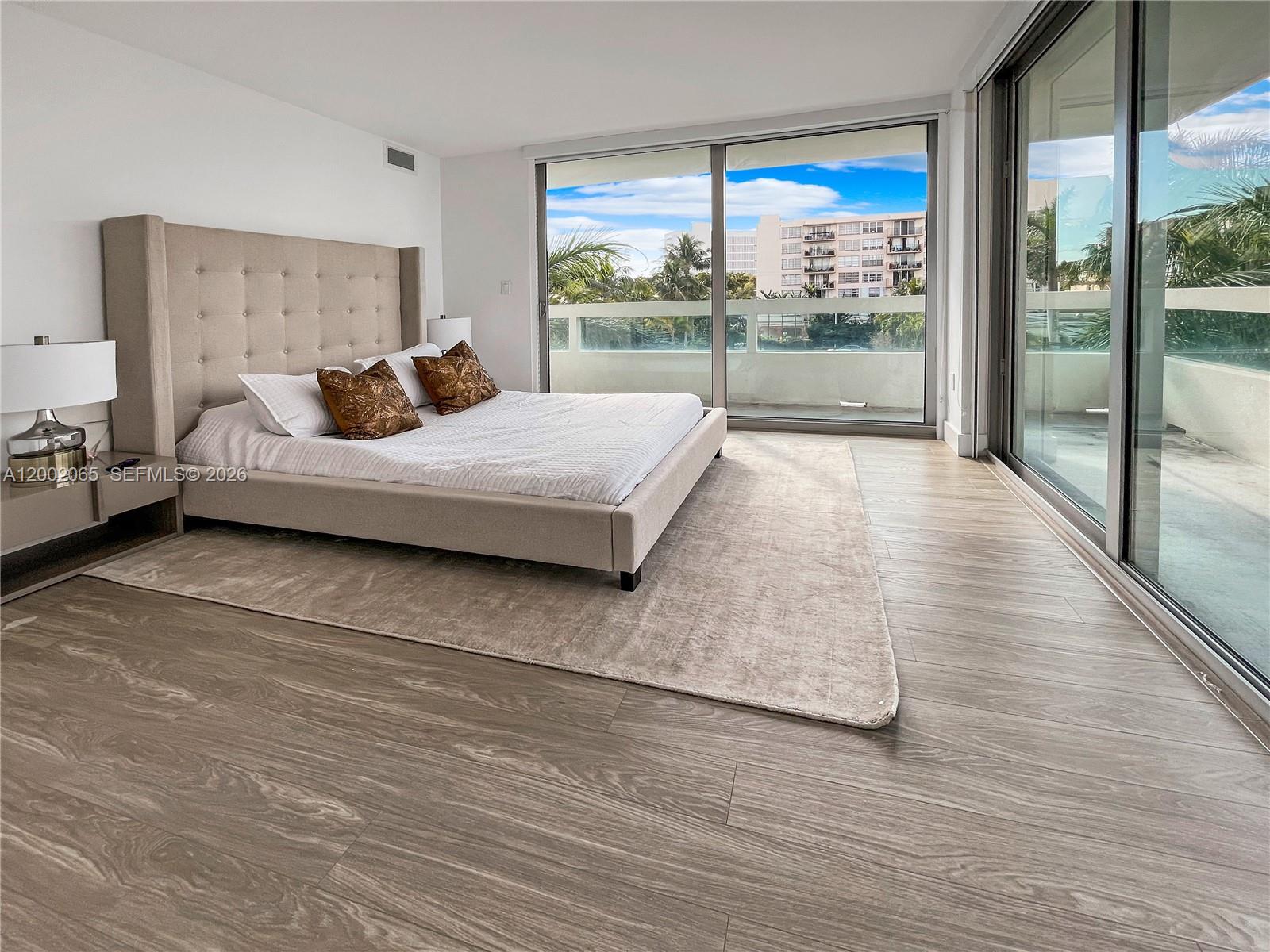 BAY HARBOR CLUB CONDO - Residential Lease